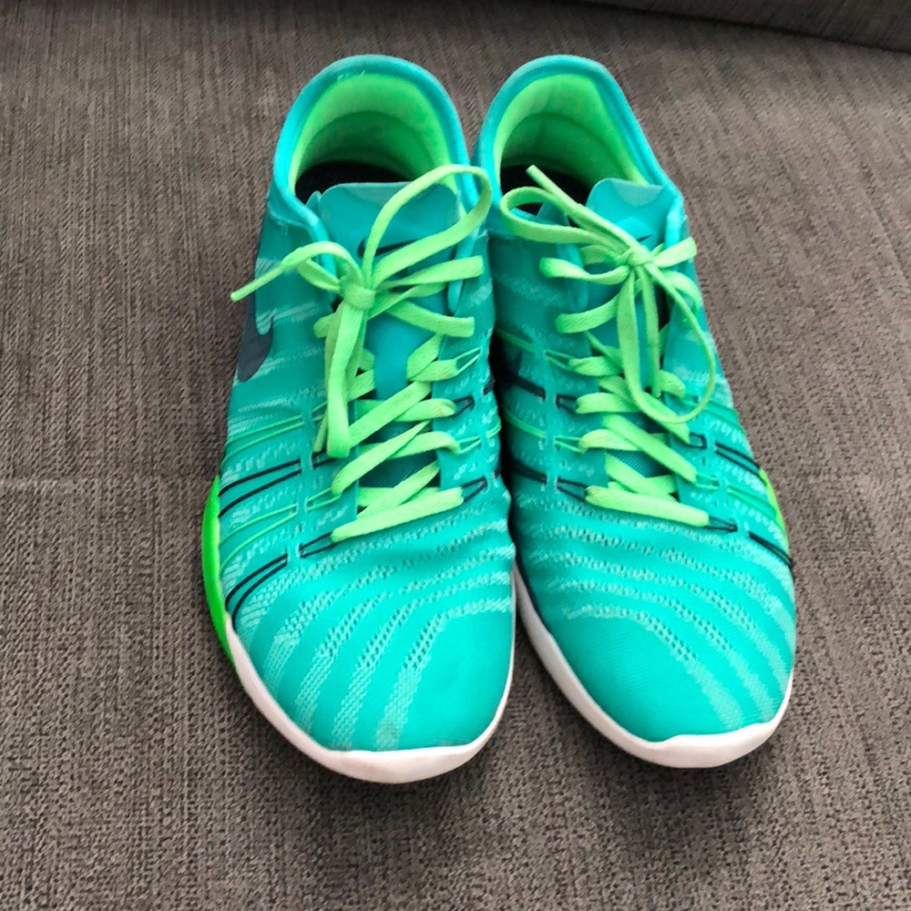 Nike Free run size 9